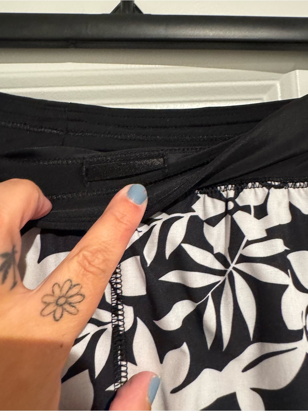 Lands' End Black and White Floral Swim Shorts - Picture 4 of 8